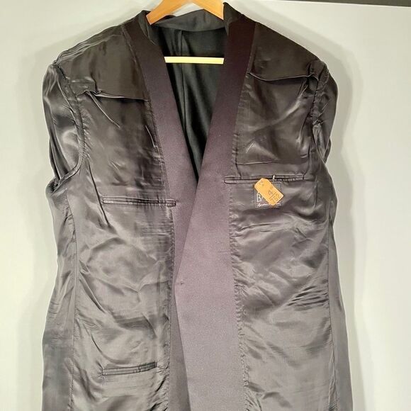 JOS A BANK SIGNATURE COLLECTION TUXEDO JACKET 46L - Picture 8 of 9